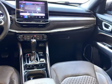 JEEP Commander 2.0 16V 4P TD380 OVERLAND 4X4 TURBO DIESEL AUTOM�TICO AT9, Foto 16