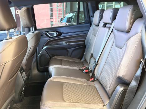 JEEP Commander 2.0 16V 4P TD380 OVERLAND 4X4 TURBO DIESEL AUTOM�TICO AT9, Foto 12