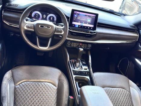 JEEP Commander 2.0 16V 4P TD380 OVERLAND 4X4 TURBO DIESEL AUTOM�TICO AT9, Foto 18