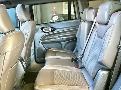 JEEP Commander 2.0 16V 4P TD380 OVERLAND 4X4 TURBO DIESEL AUTOM�TICO AT9, Foto 10