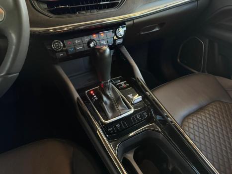 JEEP Commander 2.0 16V 4P TD380 OVERLAND 4X4 TURBO DIESEL AUTOM�TICO AT9, Foto 11