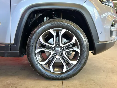 JEEP Commander 2.0 16V 4P TD380 LIMITED TURBO DIESEL AUTOM�TICO AT9, Foto 6