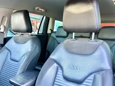 JEEP Commander 2.0 16V 4P TD380 LIMITED TURBO DIESEL AUTOM�TICO AT9, Foto 13