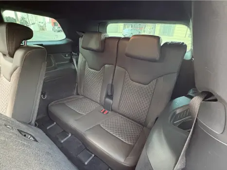 JEEP Commander 2.0 16V 4P TD380 OVERLAND 4X4 TURBO DIESEL AUTOM�TICO AT9, Foto 9