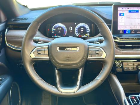 JEEP Commander 2.0 16V 4P HURRICANE 4 TURBO BLACKHAWK AUTOM�TICO AT9, Foto 2