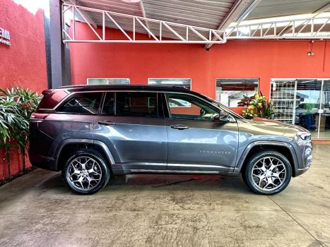 JEEP Commander 2.0 16V 4P TD380 OVERLAND 4X4 TURBO DIESEL AUTOM�TICO AT9, Foto 5