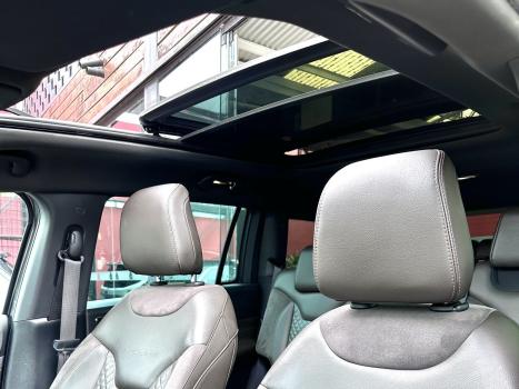 JEEP Commander 2.0 16V 4P TD380 OVERLAND 4X4 TURBO DIESEL AUTOM�TICO AT9, Foto 8