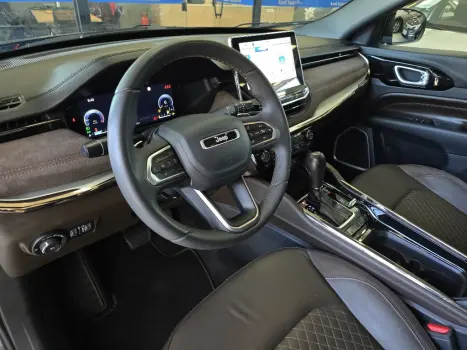 JEEP Commander 2.0 16V 4P TD380 OVERLAND 4X4 TURBO DIESEL AUTOM�TICO AT9, Foto 15