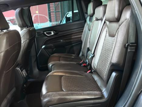 JEEP Commander 2.0 16V 4P TD380 OVERLAND 4X4 TURBO DIESEL AUTOM�TICO AT9, Foto 10