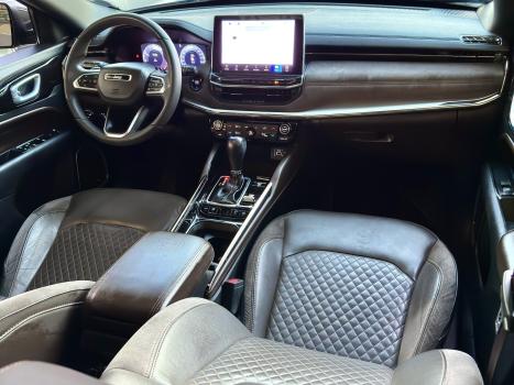 JEEP Commander 2.0 16V 4P TD380 OVERLAND 4X4 TURBO DIESEL AUTOM�TICO AT9, Foto 14