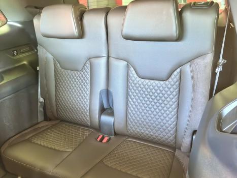 JEEP Commander 2.0 16V 4P TD380 OVERLAND 4X4 TURBO DIESEL AUTOM�TICO AT9, Foto 8