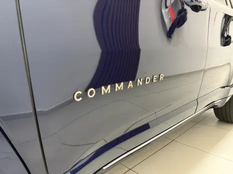 JEEP Commander 2.0 16V 4P TD380 OVERLAND 4X4 TURBO DIESEL AUTOMÁTICO AT9, Foto 4