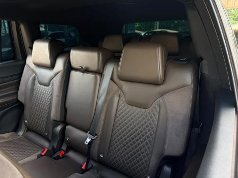 JEEP Commander 2.0 16V 4P TD380 OVERLAND 4X4 TURBO DIESEL AUTOMÁTICO AT9, Foto 14