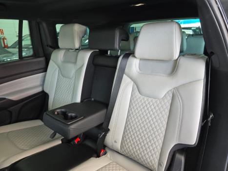 JEEP Commander 2.0 16V 4P TD380 OVERLAND 4X4 TURBO DIESEL AUTOMÁTICO AT9, Foto 17