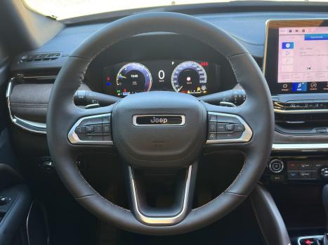 JEEP Commander , Foto 15