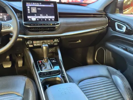 JEEP Commander , Foto 13