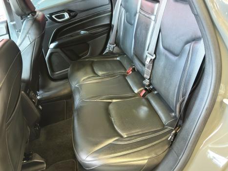JEEP Compass 1.3 16V 4P FLEX S T270 TURBO AUTOM�TICO, Foto 8