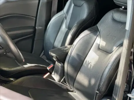 JEEP Compass 2.0 16V 4P LONGITUDE FLEX AUTOMÁTICO, Foto 8 JEEP Compass 2.0 16V 4P LONGITUDE FLEX AUTOMÁTICO, Foto 8