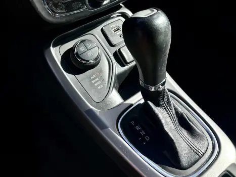 JEEP Compass 2.0 16V 4P LONGITUDE TURBO DIESEL 4X4 AUTOMTICO, Foto 5