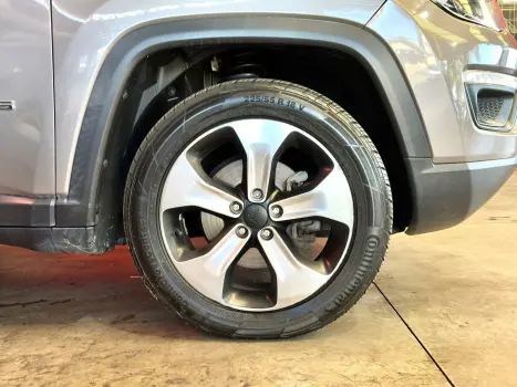 JEEP Compass 2.0 16V 4P LONGITUDE TURBO DIESEL 4X4 AUTOM�TICO, Foto 9