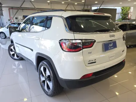 JEEP Compass 2.0 16V 4P TURBO DIESEL LONGITUDE 4X4 AUTOM�TICO, Foto 4