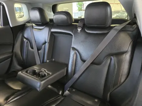 JEEP Compass 2.0 16V 4P LONGITUDE FLEX AUTOM�TICO, Foto 17