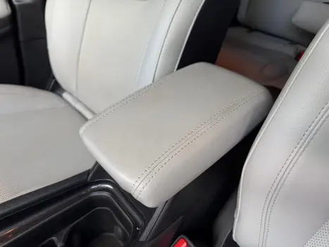 JEEP Compass 2.0 16V 4P LONGITUDE TURBO DIESEL 4X4 AUTOM�TICO, Foto 19