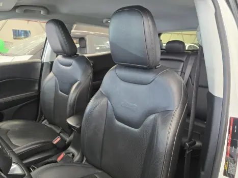 JEEP Compass 2.0 16V 4P TURBO DIESEL LONGITUDE 4X4 AUTOM�TICO, Foto 15
