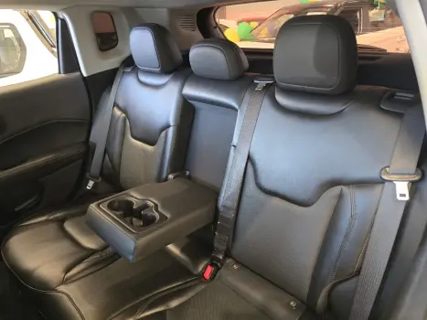 JEEP Compass 2.0 16V 4P LONGITUDE TURBO DIESEL 4X4 AUTOM�TICO, Foto 15