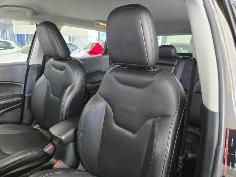 JEEP Compass 2.0 16V 4P TURBO DIESEL LONGITUDE 4X4 AUTOM�TICO, Foto 16