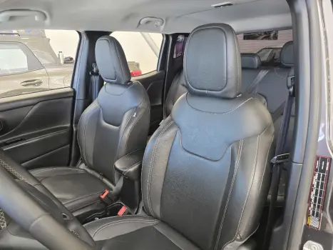 JEEP Renegade 1.3 16V 4P FLEX T270 LONGITUDE TURBO AUTOMTICO, Foto 14