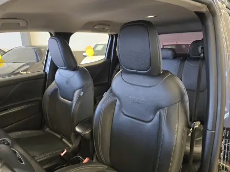 JEEP Renegade 1.3 16V 4P FLEX T270 LONGITUDE TURBO AUTOM�TICO, Foto 15