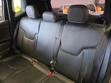 JEEP Renegade 1.3 16V 4P FLEX T270 LONGITUDE TURBO AUTOM�TICO, Foto 16