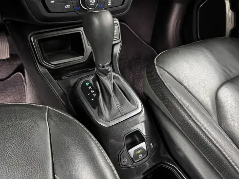 JEEP Renegade 1.3 16V 4P FLEX T270 LONGITUDE TURBO AUTOM�TICO, Foto 24