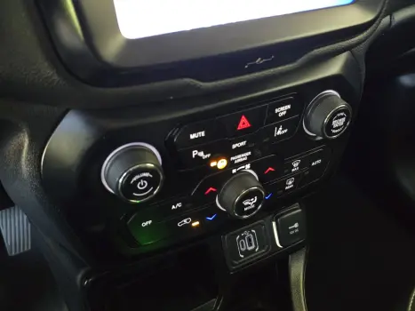 JEEP Renegade 1.3 16V 4P FLEX T270 LONGITUDE TURBO AUTOM�TICO, Foto 14
