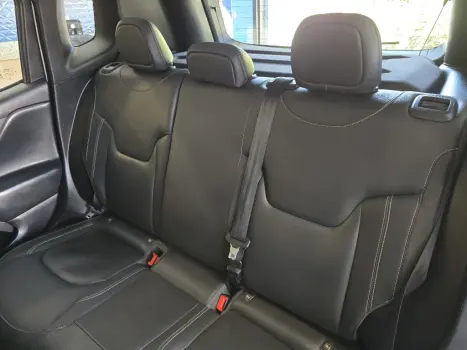JEEP Renegade 1.3 16V 4P FLEX T270 LONGITUDE TURBO AUTOM�TICO, Foto 17