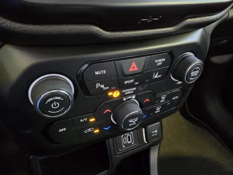 JEEP Renegade 1.3 16V 4P FLEX T270 LONGITUDE TURBO AUTOM�TICO, Foto 14