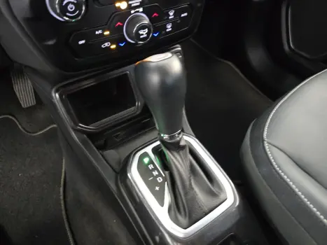 JEEP Renegade 1.3 16V 4P FLEX T270 LONGITUDE TURBO AUTOM�TICO, Foto 9