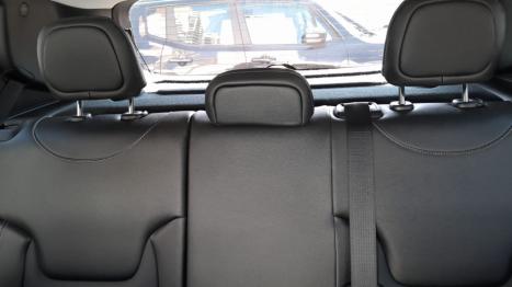 JEEP Renegade 1.3 16V 4P FLEX T270 LONGITUDE TURBO AUTOM�TICO, Foto 17