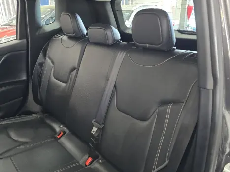 JEEP Renegade 1.3 16V 4P FLEX T270 LONGITUDE TURBO AUTOM�TICO, Foto 16