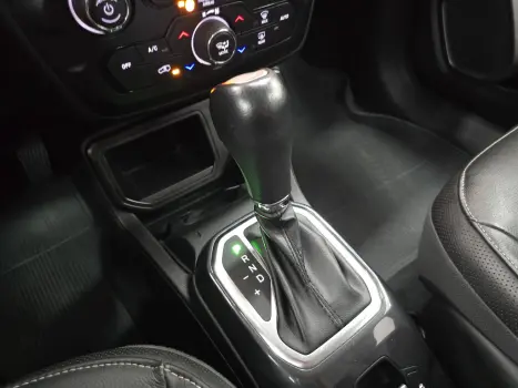 JEEP Renegade 1.3 16V 4P FLEX T270 LONGITUDE TURBO AUTOMÁTICO, Foto 9
