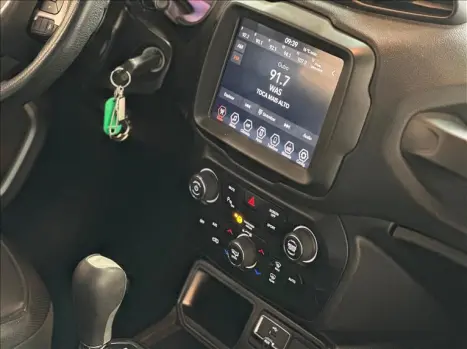 JEEP Renegade 1.8 16V 4P FLEX LONGITUDE AUTOMÁTICO, Foto 6 JEEP Renegade 1.8 16V 4P FLEX LONGITUDE AUTOMÁTICO, Foto 6