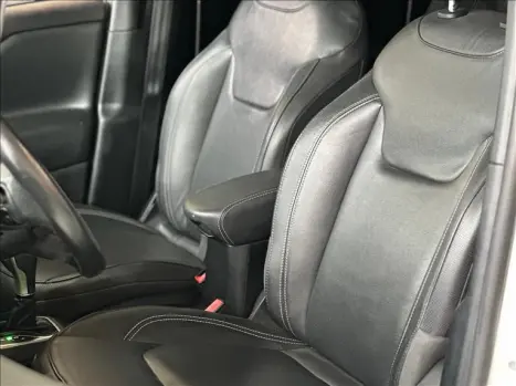 JEEP Renegade 1.8 16V 4P FLEX LONGITUDE AUTOMÁTICO, Foto 7 JEEP Renegade 1.8 16V 4P FLEX LONGITUDE AUTOMÁTICO, Foto 7