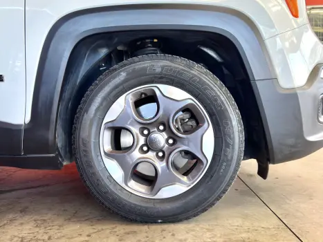 JEEP Renegade 1.8 16V 4P FLEX AUTOM�TICO, Foto 24