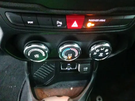 JEEP Renegade 1.8 16V 4P FLEX SPORT AUTOM�TICO, Foto 11