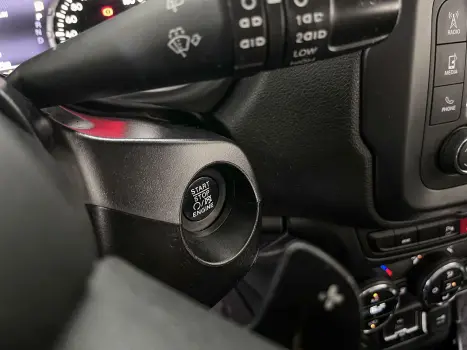 JEEP Renegade 1.8 16V 4P LIMITED FLEX AUTOM�TICO, Foto 20