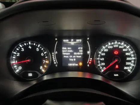 JEEP Renegade 1.8 16V 4P FLEX LONGITUDE AUTOM�TICO, Foto 9