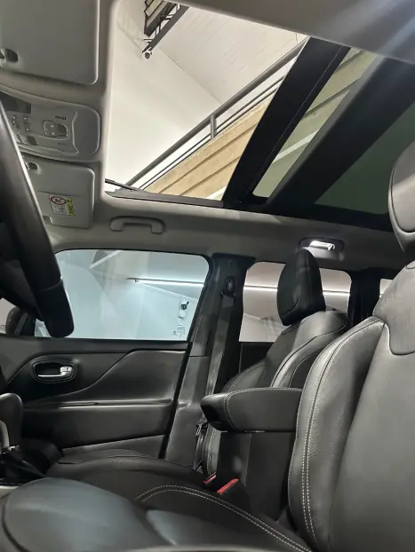 JEEP Renegade 1.8 16V 4P LIMITED FLEX AUTOM�TICO, Foto 9