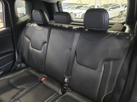 JEEP Renegade 1.8 16V 4P FLEX LONGITUDE AUTOM�TICO, Foto 16