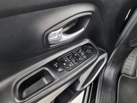 JEEP Renegade 1.8 16V 4P FLEX LONGITUDE AUTOM�TICO, Foto 11